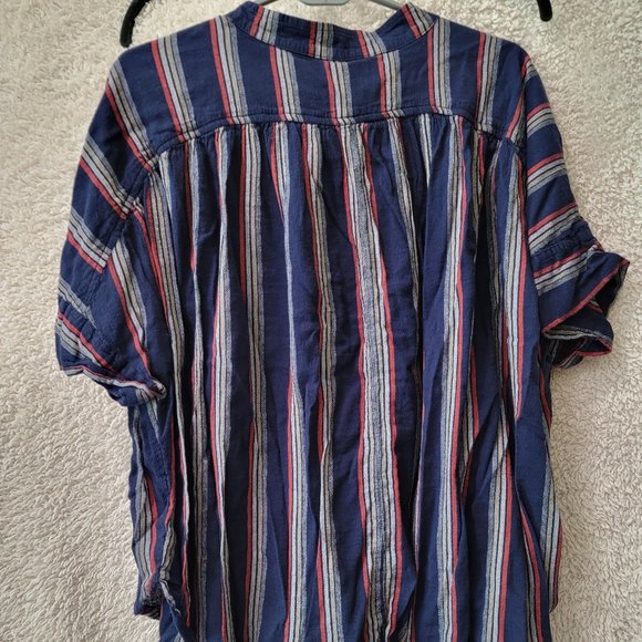 Bohemian Button Down  Red, White, Blue, Grey - 2x - Picture 2 of 2